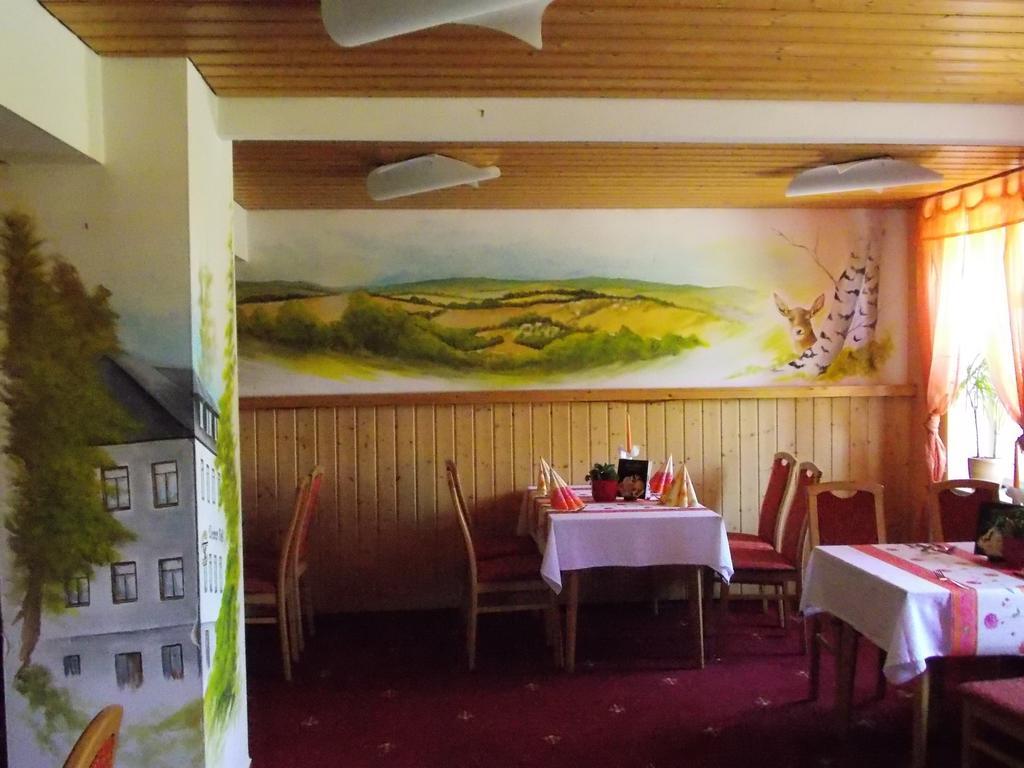 Landhotel Weisses Roess'L Adorf Extérieur photo