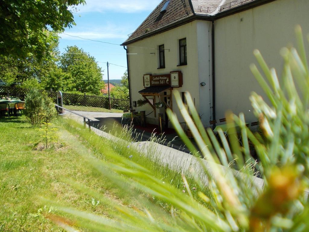 Landhotel Weisses Roess'L Adorf Extérieur photo