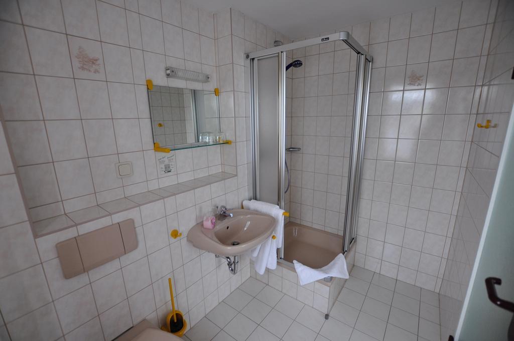 Landhotel Weisses Roess'L Adorf Extérieur photo